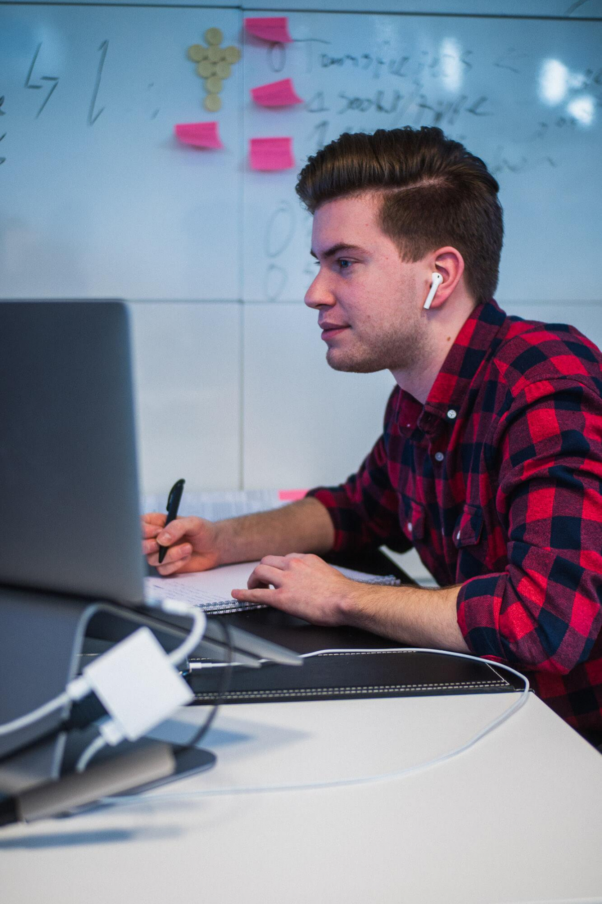 Developer jorn back end niice digital marketing Developer jorn back end niice digital marketing